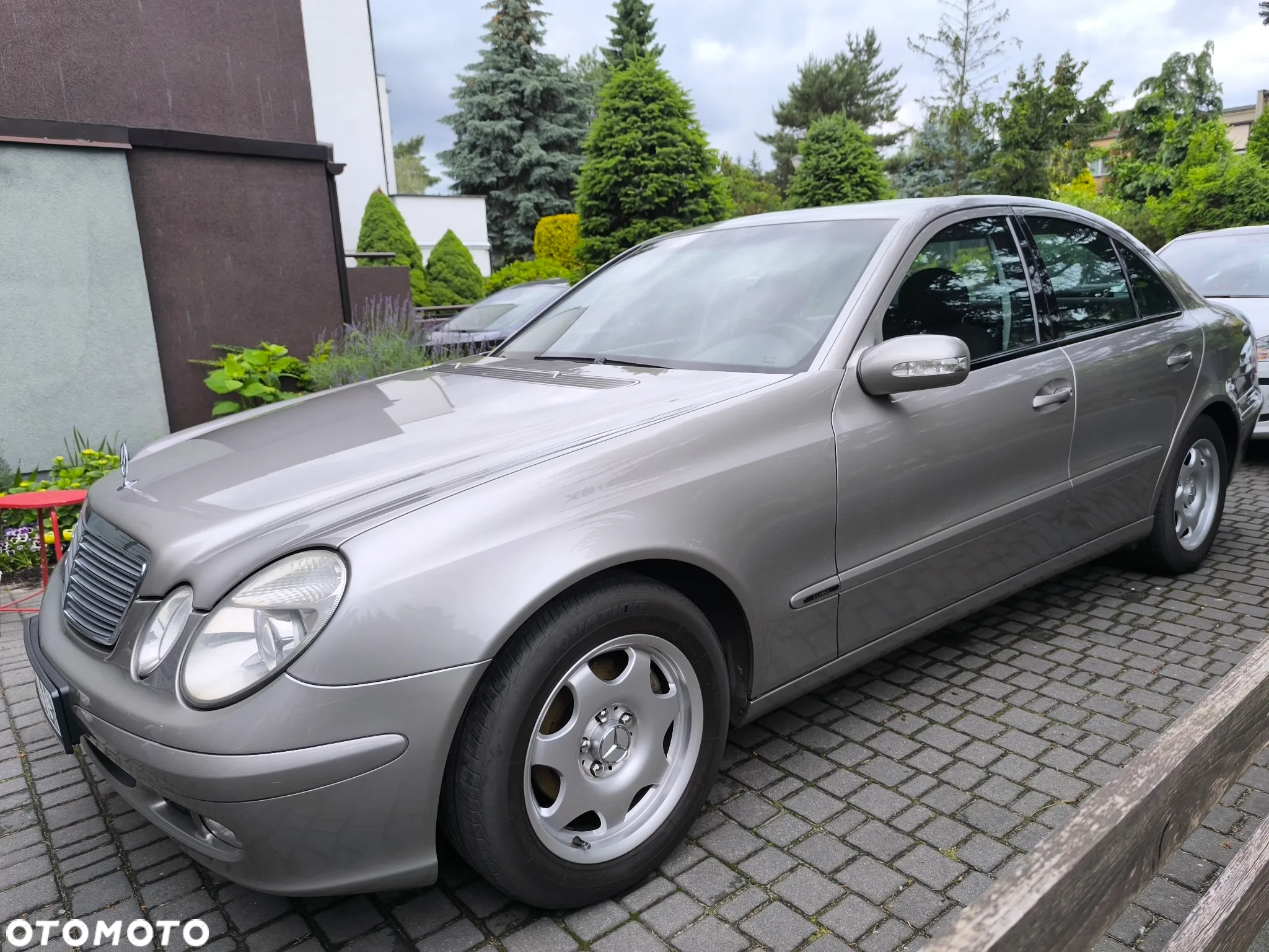 Mercedes-Benz Klasa E 220 CDI Automatik Classic DPF - 3