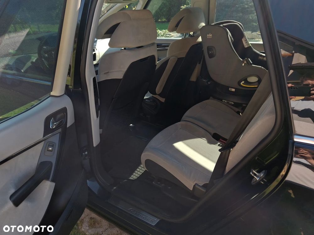 Citroën C4 Picasso 2.0 HDi FAP Exclusive - 6