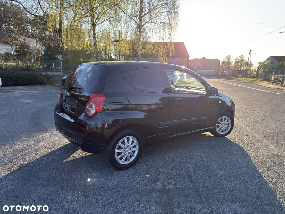 Chevrolet Aveo - 2