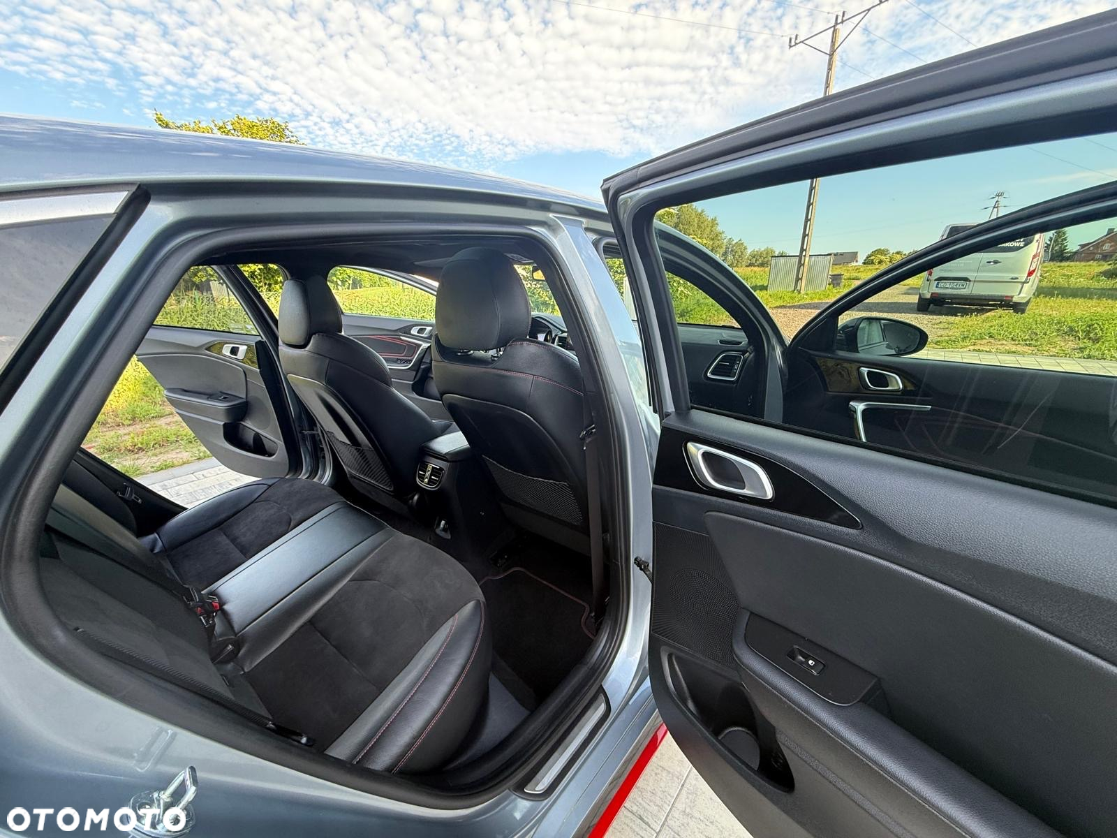 Kia ProCeed 1.6 T-GDI GT DCT - 14