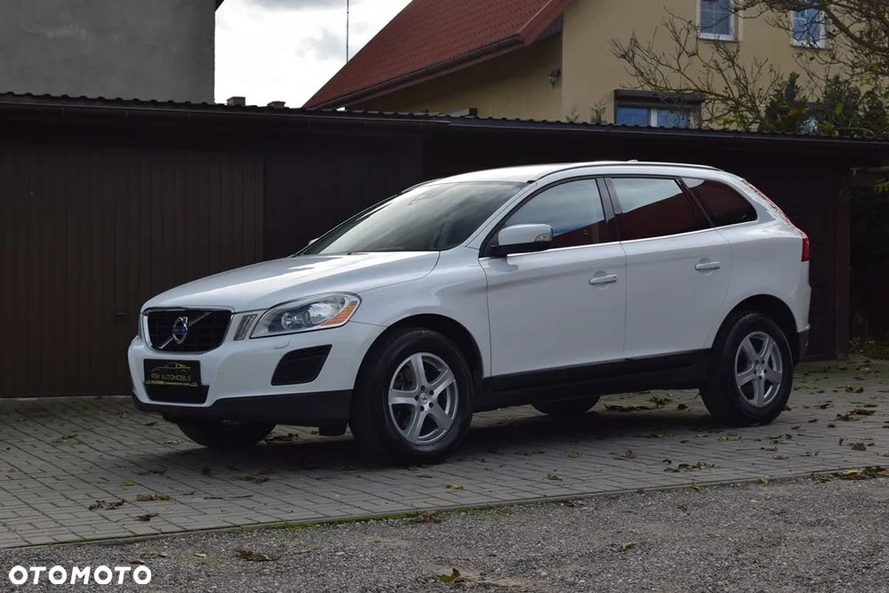 Volvo XC 60 2.4D AWD Momentum - 1