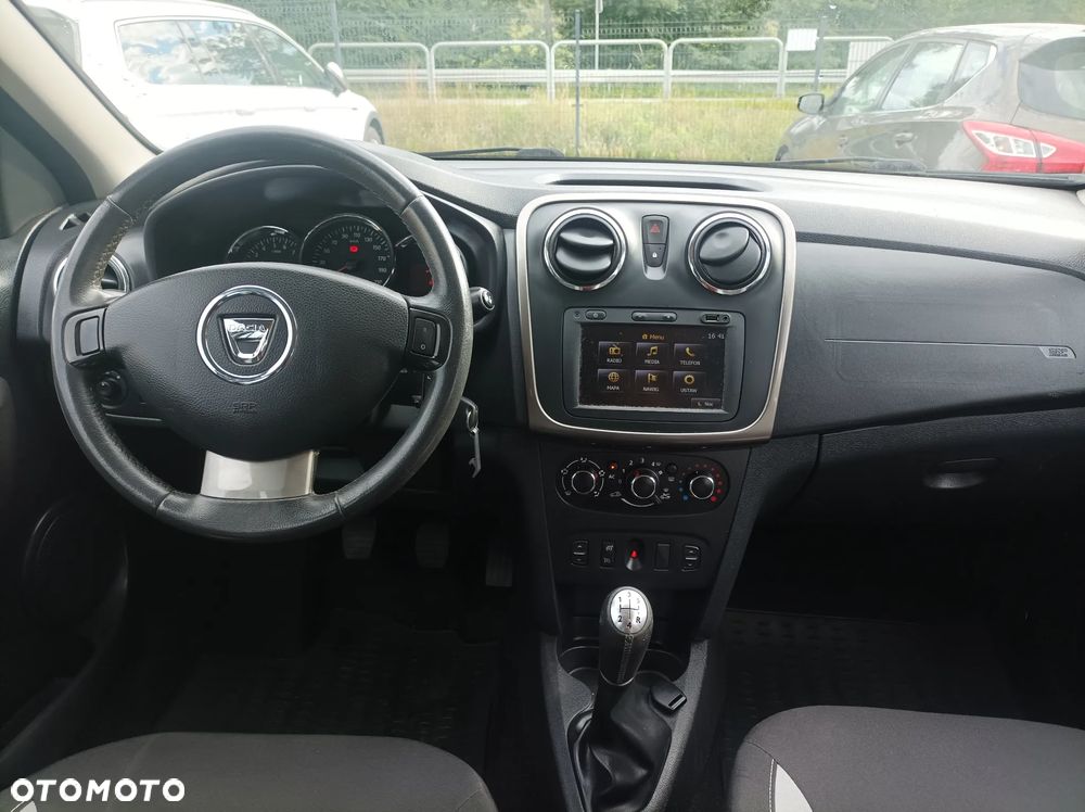 Dacia Sandero Stepway TCe 90 (S&S) Celebration - 29