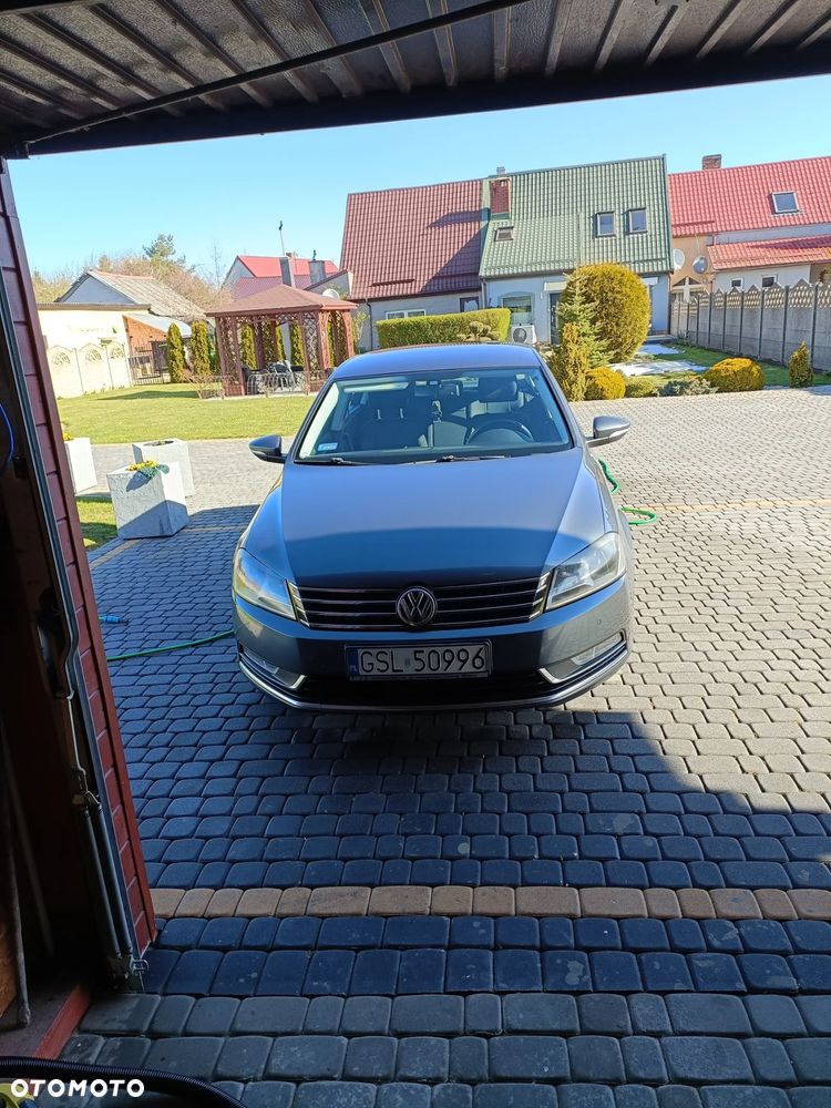 Volkswagen Passat 2.0 Blue TDI SCR Comfortline - 1