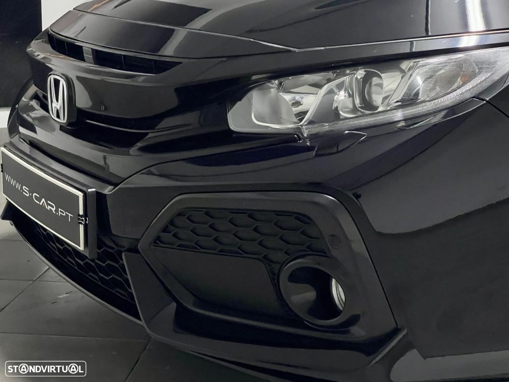 Honda Civic 1.0 i-VTEC Executive CVT - 8