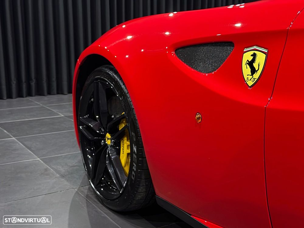 Ferrari FF - 11