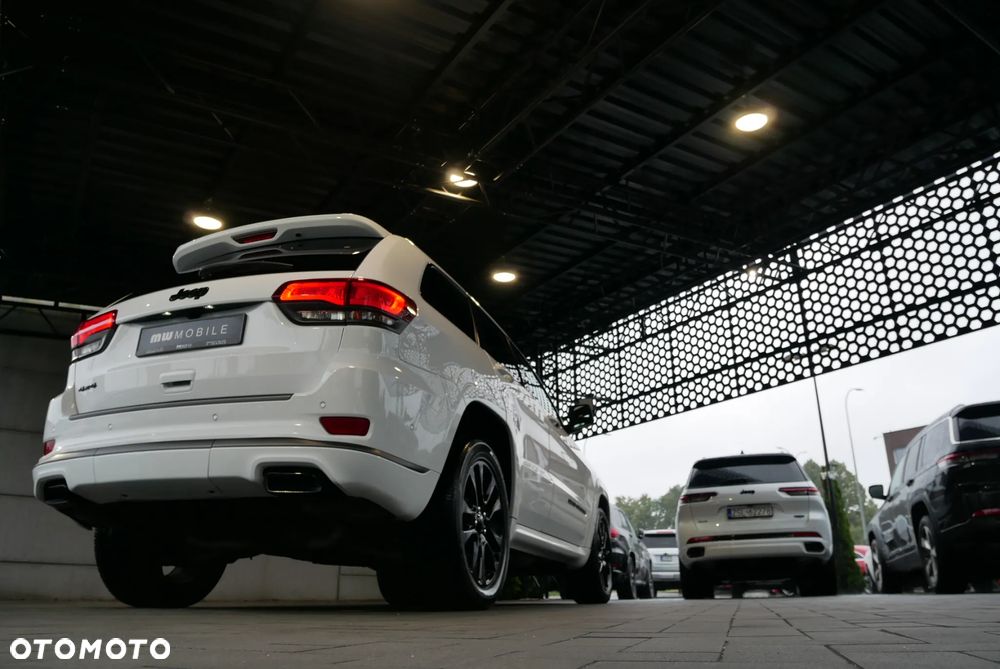 Jeep Grand Cherokee - 40