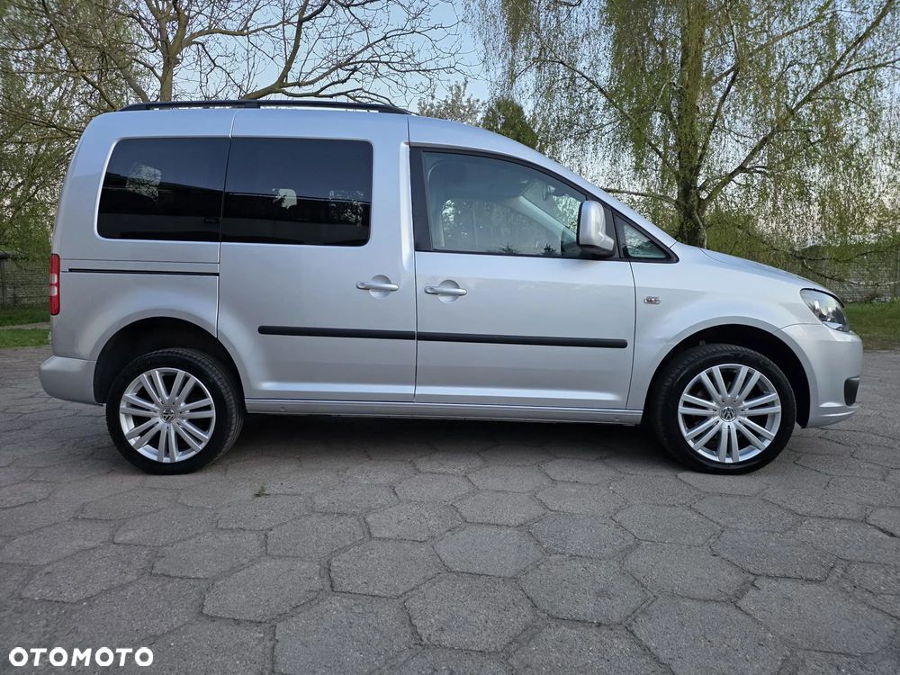 Volkswagen Caddy Maxi Comfortline 4Motion - 4