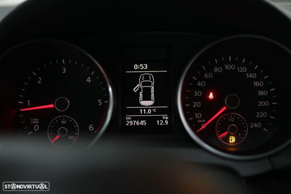 VW Golf 2.0 TDi Trendline - 9