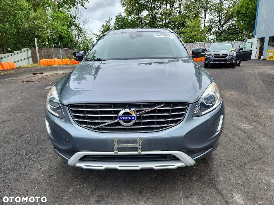 Volvo XC 60 T5 AWD Geartronic RDesign - 5