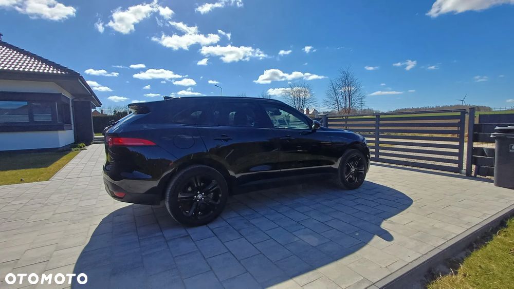Jaguar F-Pace - 16