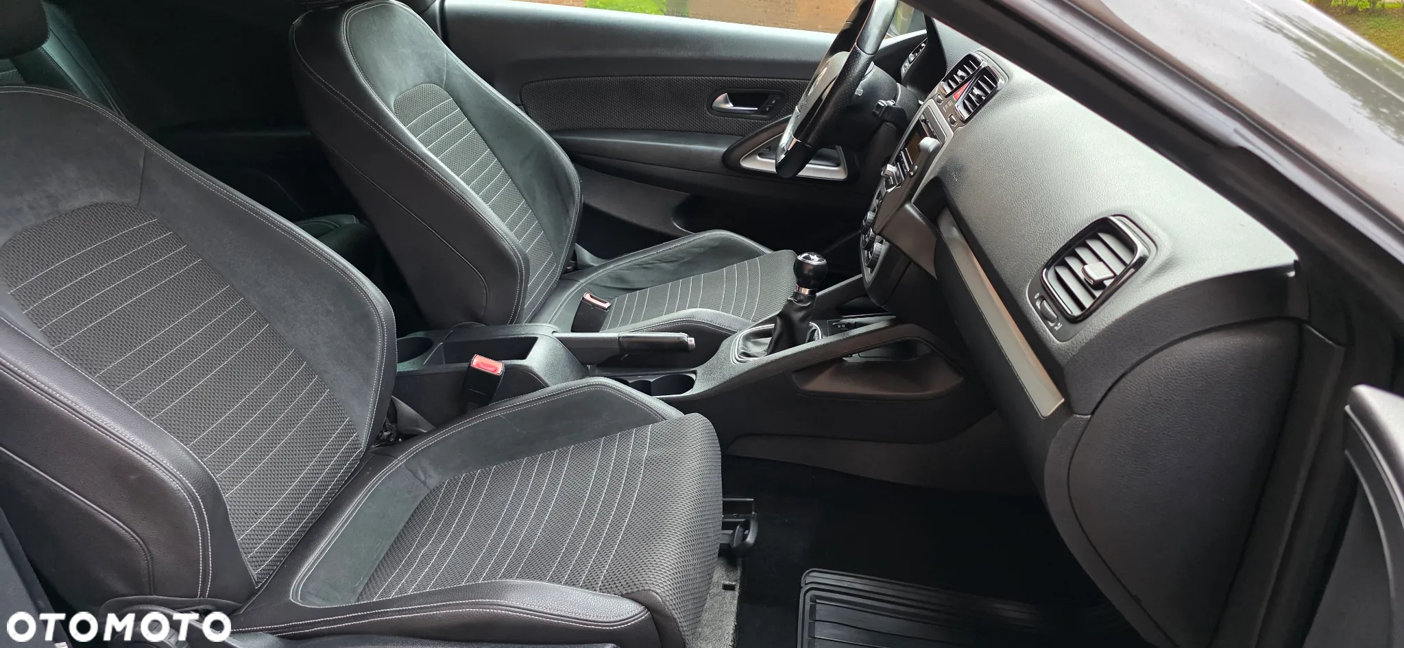 Volkswagen Scirocco 1.4 TSI Life - 9
