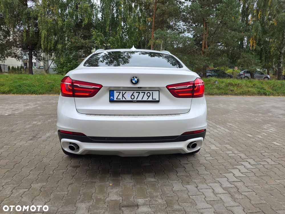 BMW X6 xDrive30d - 10