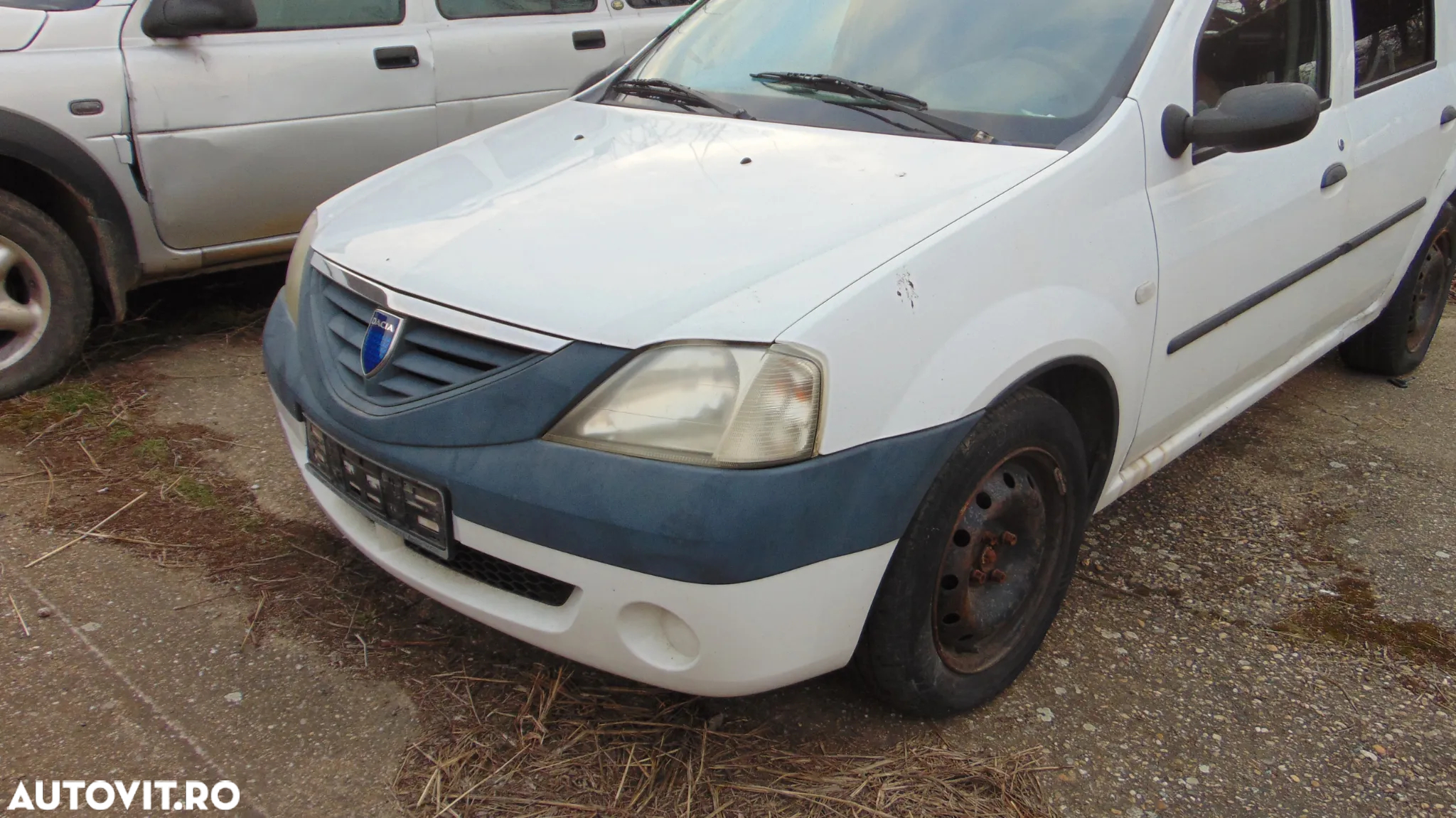 Bara fata,capota,faruri,radiatoare,usi,aripi,macarale de Dacia Logan an 2006 - 2