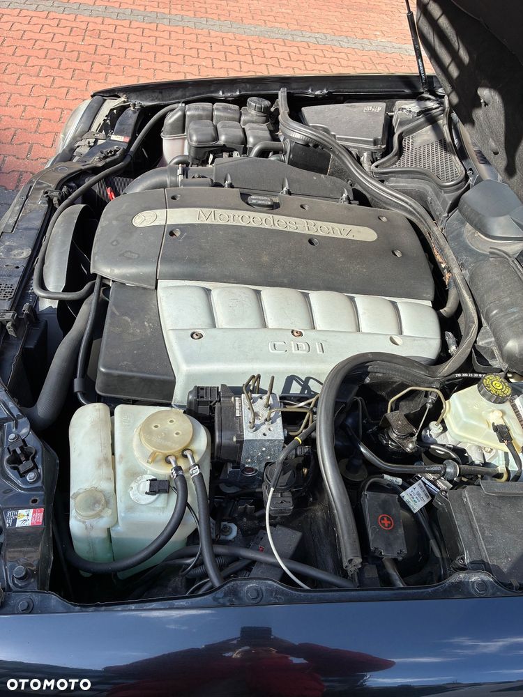 Mercedes-Benz Klasa E 320 T CDI Avantgarde - 37