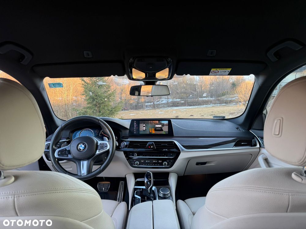 BMW Seria 5 520d xDrive M Sport sport - 13