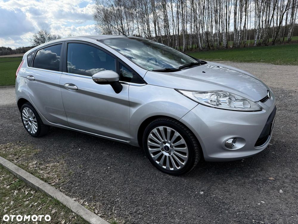 Ford Fiesta 1.4 Champions Edition - 5