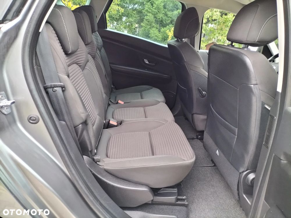 Renault Scenic - 19