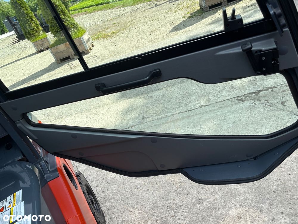 Toyota 8FGF25 diesel przesuw pozycjoner KABINA 2022r 88500netto 2022' - 18