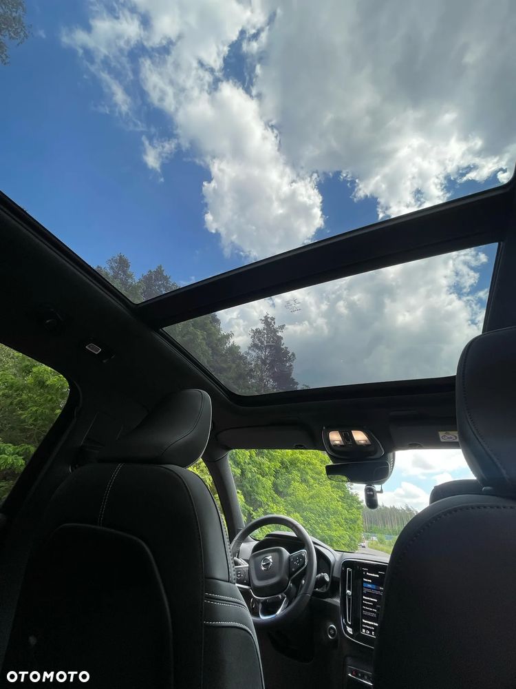 Volvo XC 40 B5 AWD Ultimate Dark - 11