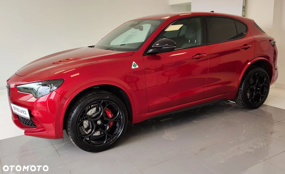 Alfa Romeo Stelvio V6 2.9 Bi-Turbo AT8-Q4 Quadrifoglio - 5
