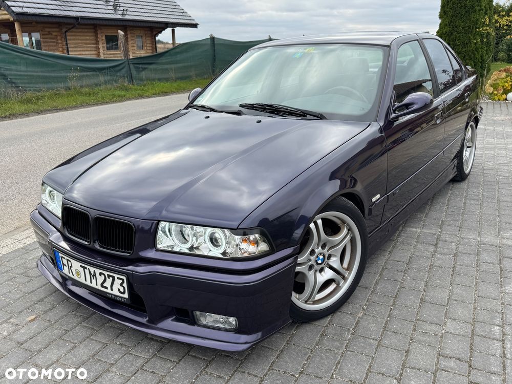BMW Seria 3 318i - 1