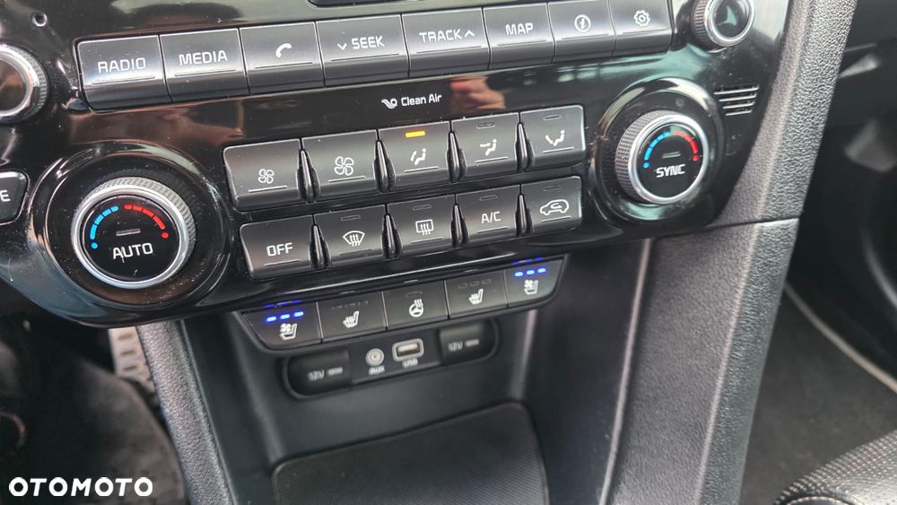 Kia Sportage 1.6 T-GDI AWD GT LINE - 21