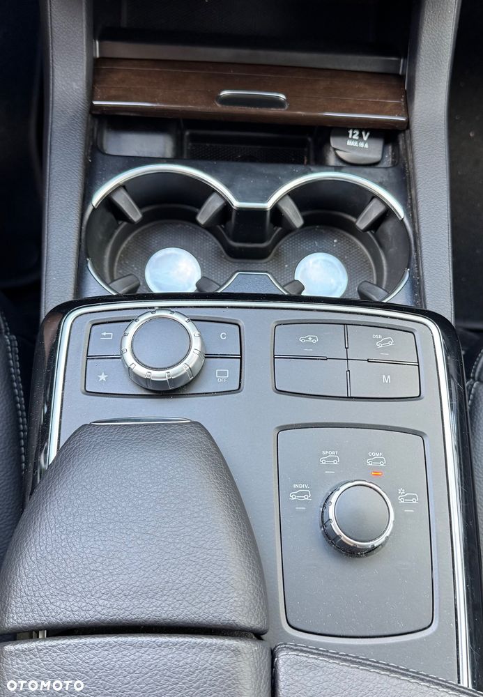 Mercedes-Benz GLE - 16