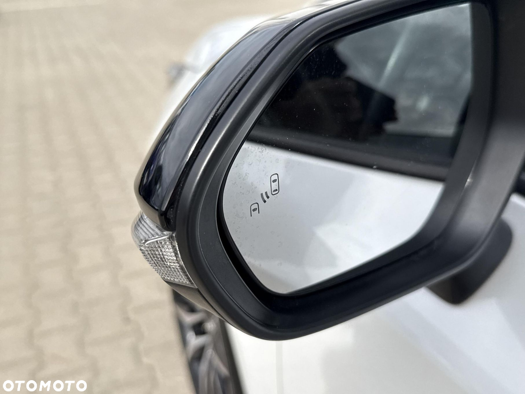 Toyota Corolla 2.0 Hybrid GR Sport Dynamic - 26