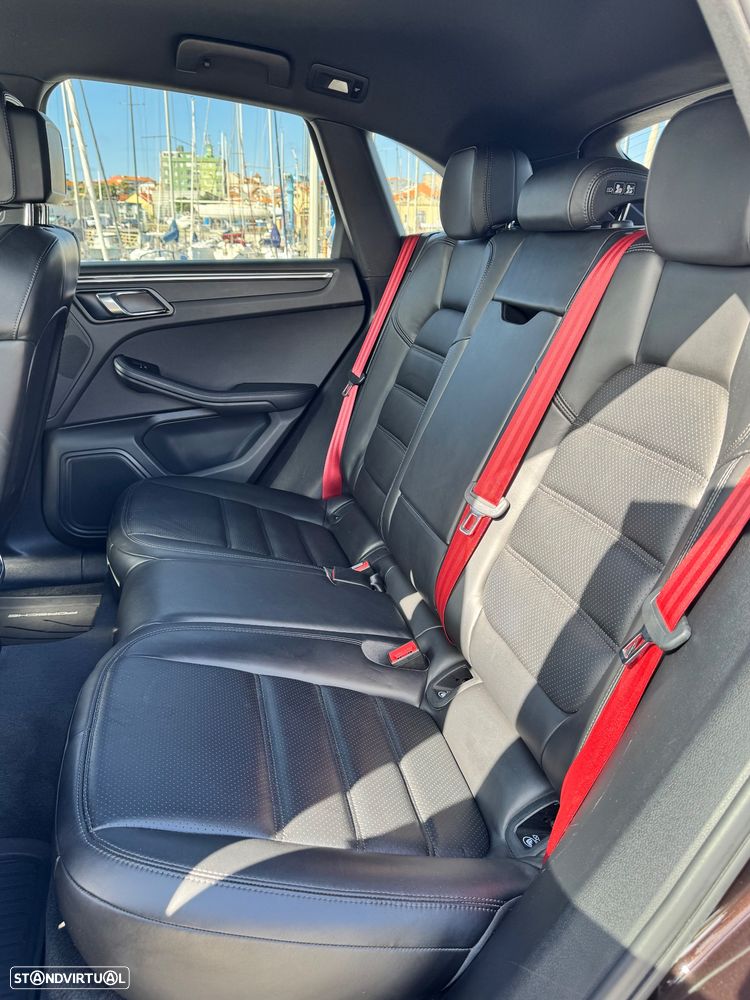 Porsche Macan 2.0T — fotografia 14