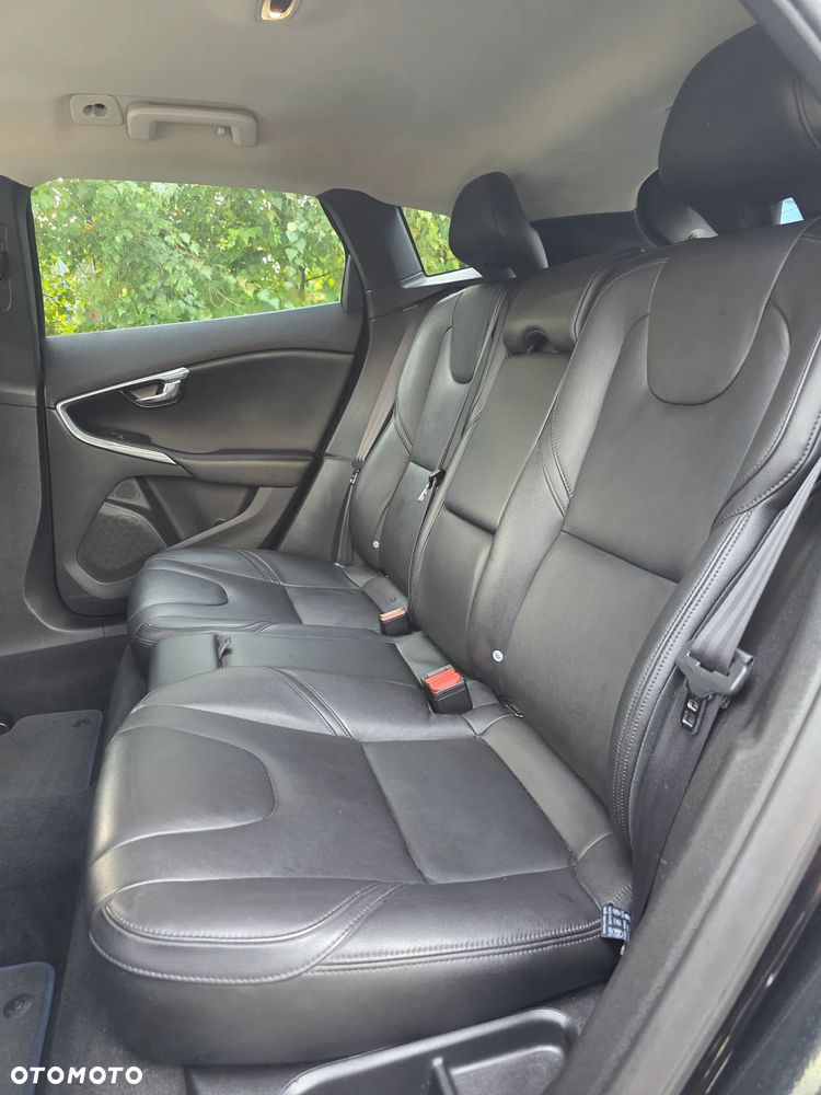 Volvo V40 D4 You - 31