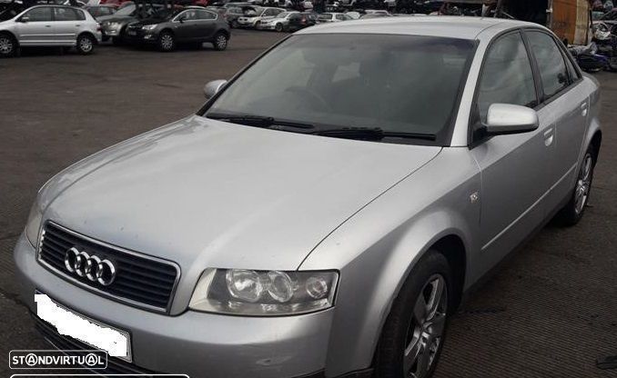 Audi A4 B6 1.9 TDI de 2001 disponível para peças FRENTE VENDIDA - 1