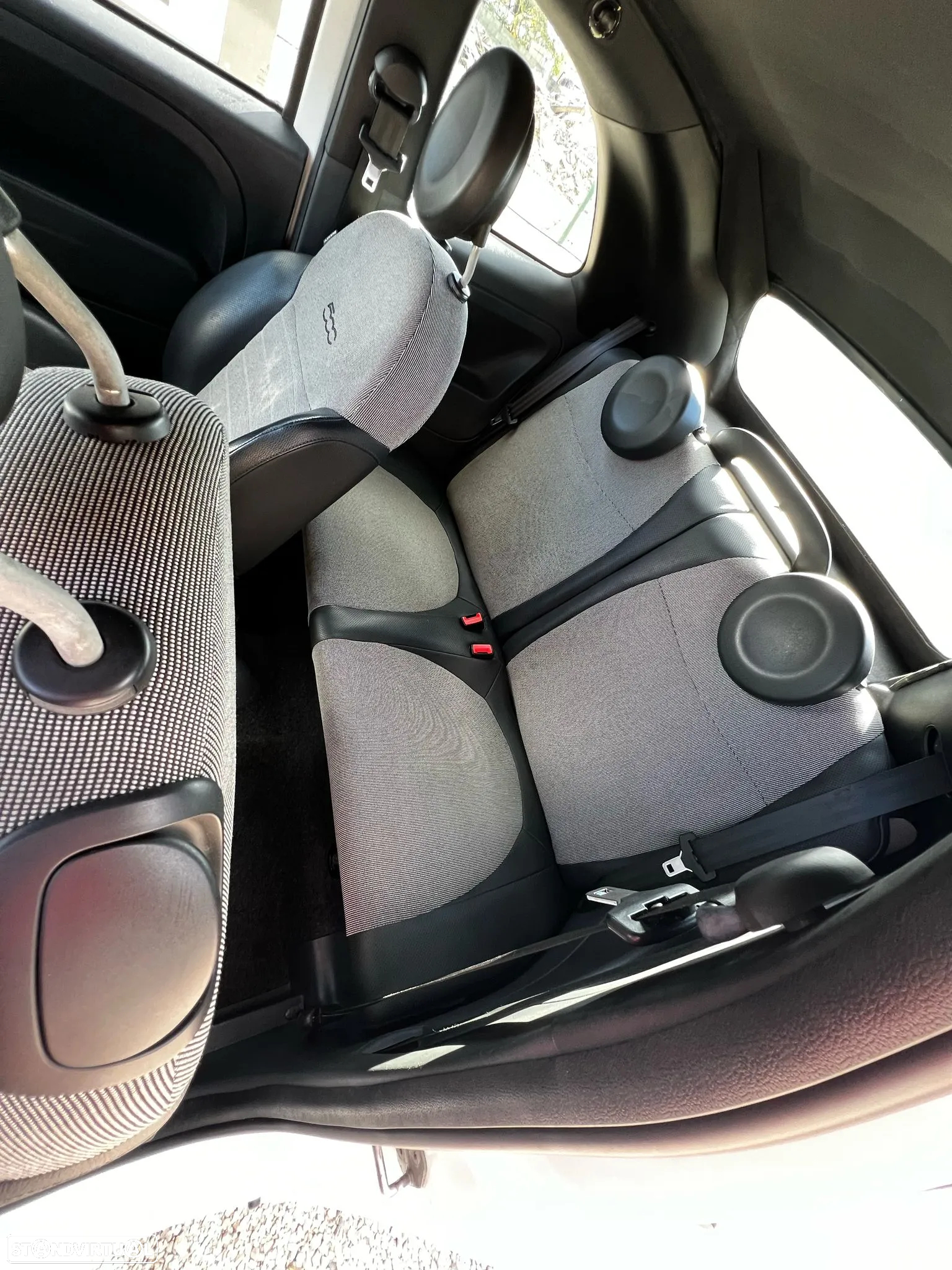Fiat 500C 0.9 8V TwinAir Lounge S&S - 12