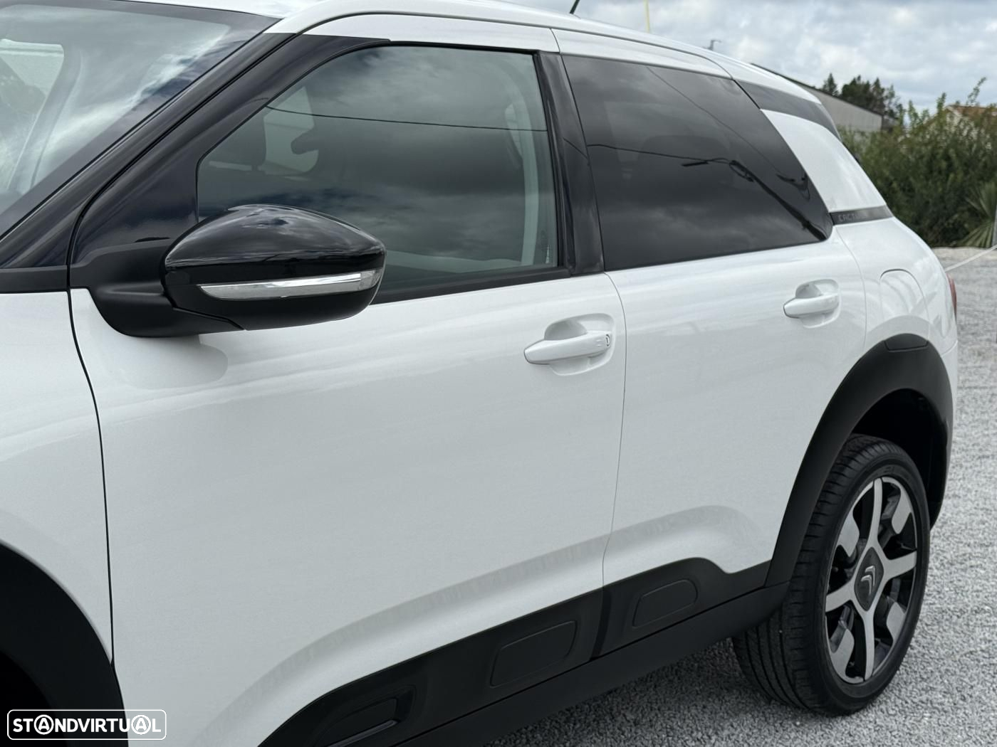 Citroën C4 Cactus 1.2 PureTech Shine - 17