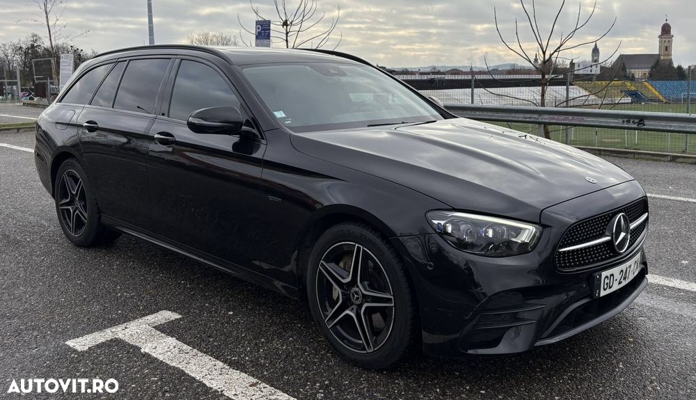 Mercedes-Benz E - 15