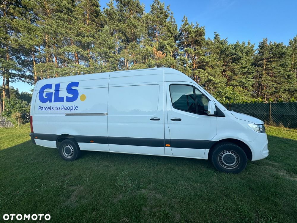 Mercedes-Benz Sprinter - 5
