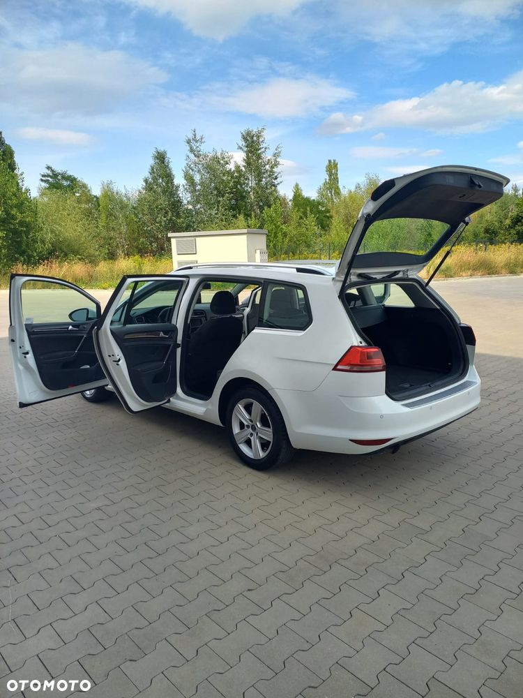 Volkswagen Golf Variant - 17