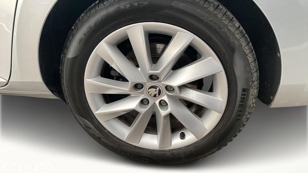 Skoda Superb 2.0 TDI SCR Ambition DSG - 14