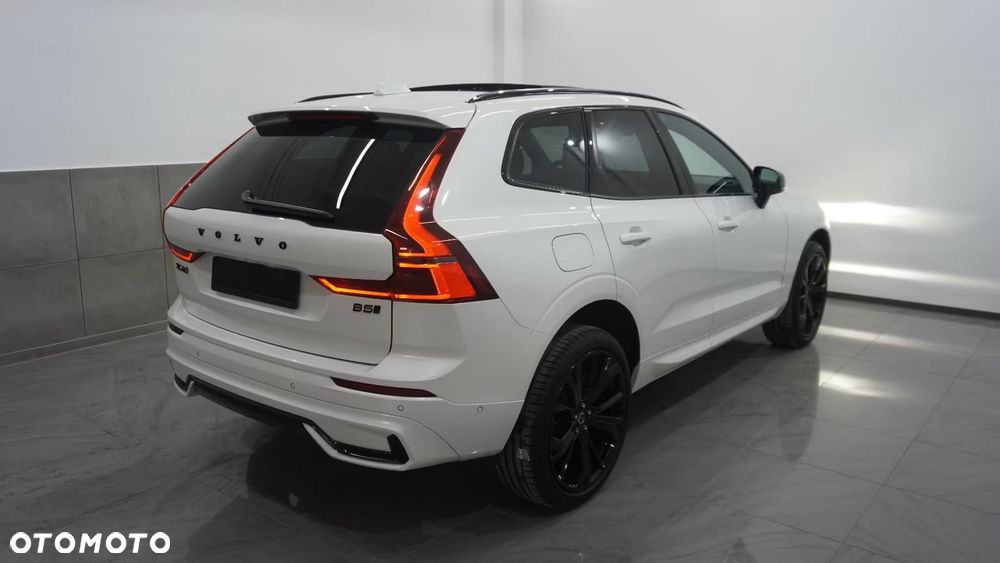Volvo XC 60 B5 B AWD Ultra Black Edition - 7