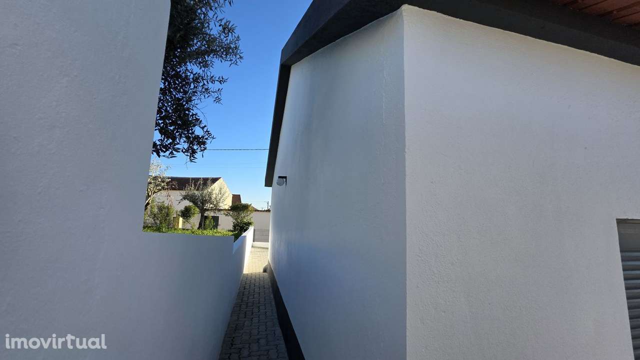 Moradia T2 Pronta a Estrear com bonita vista para o Pôr do Sol - Grande imagem: 5/51