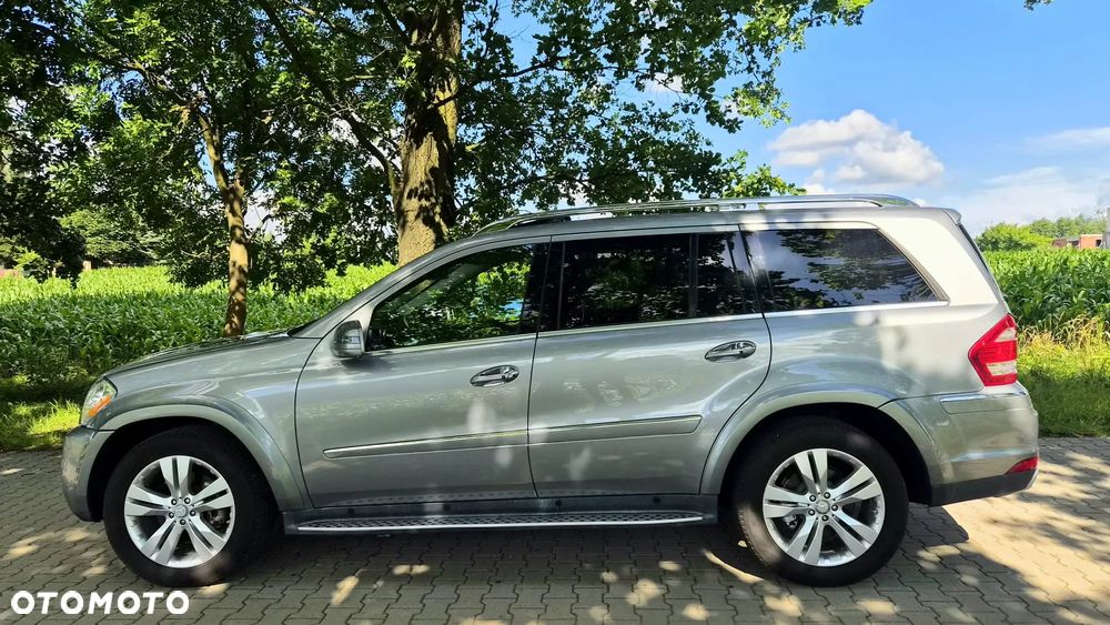 Mercedes-Benz GL 500 4Matic 7G-TRONIC - 2
