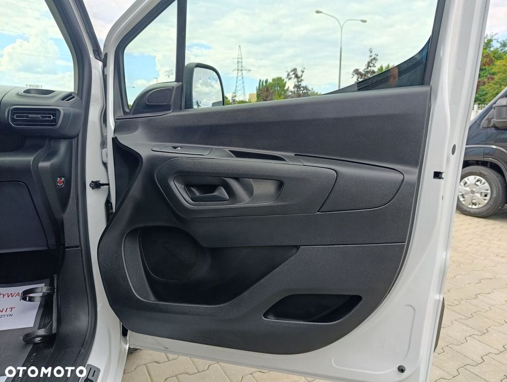 Toyota PROACE CITY - 12