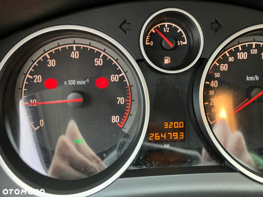 Opel Astra III 1.6 Essentia - 8