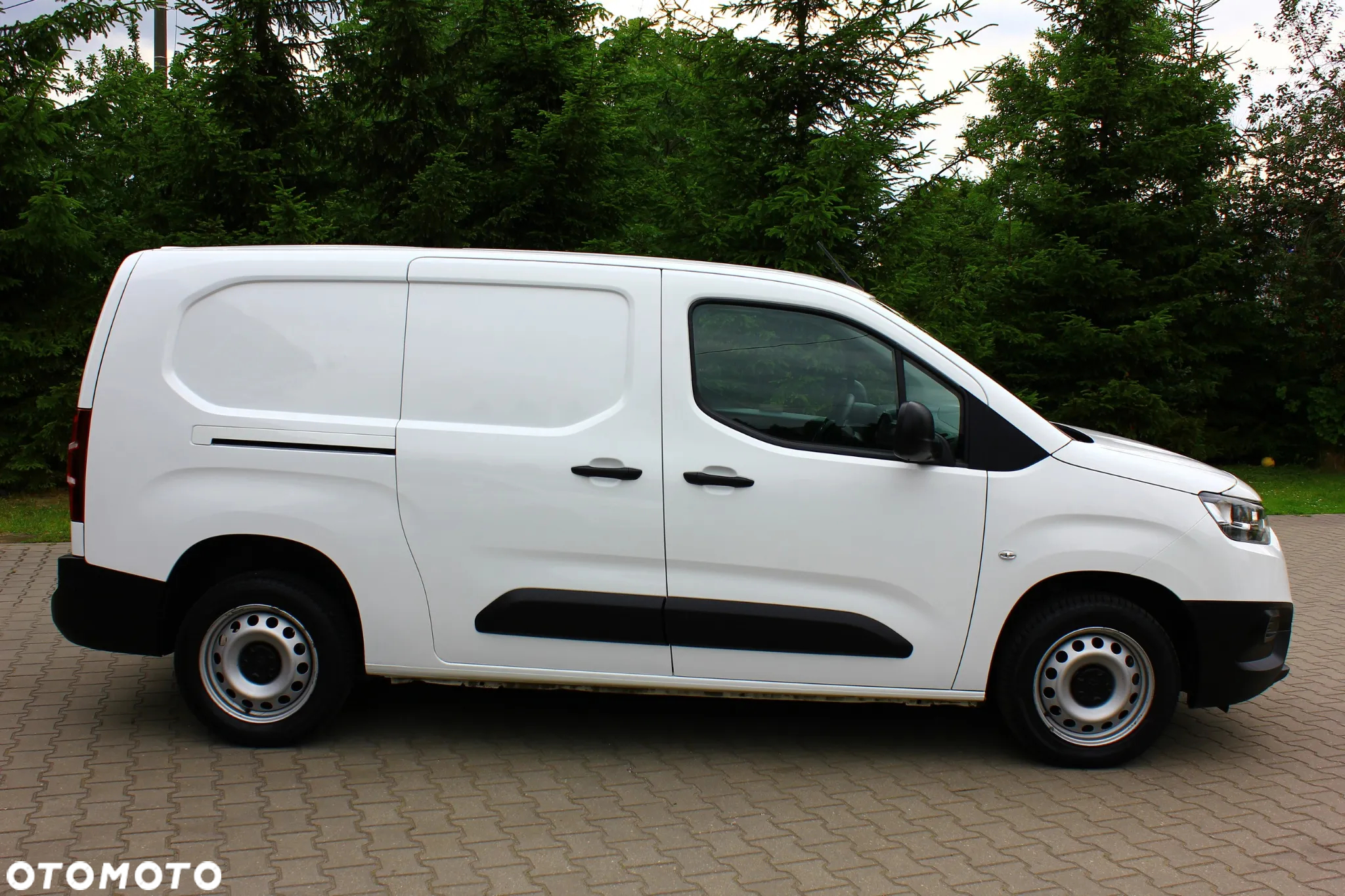 Toyota Proace City 1.5D-4D 102KM LONG L2  3 Osobowy Blaszak - 18
