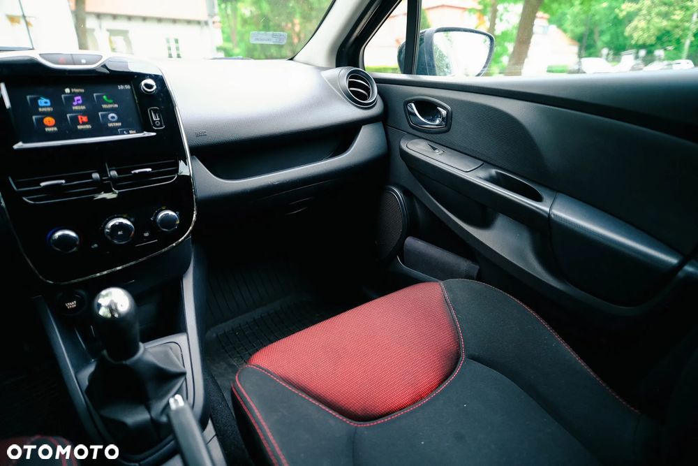 Renault Clio 1.2 16V Expression - 24