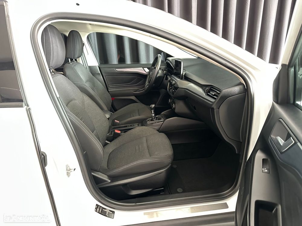 Ford Focus 1.5 TDCi EcoBlue Active X - 20