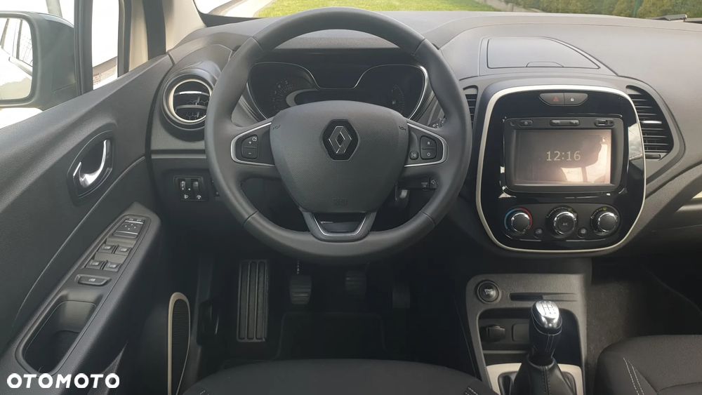 Renault Captur - 28