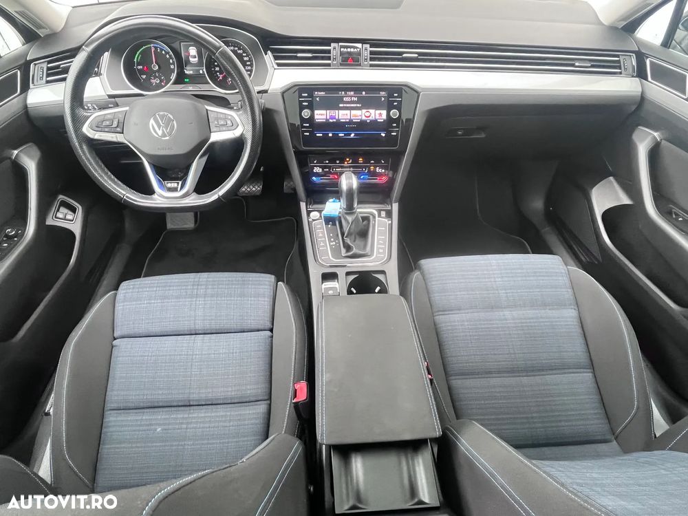 Volkswagen Passat GTE - 6