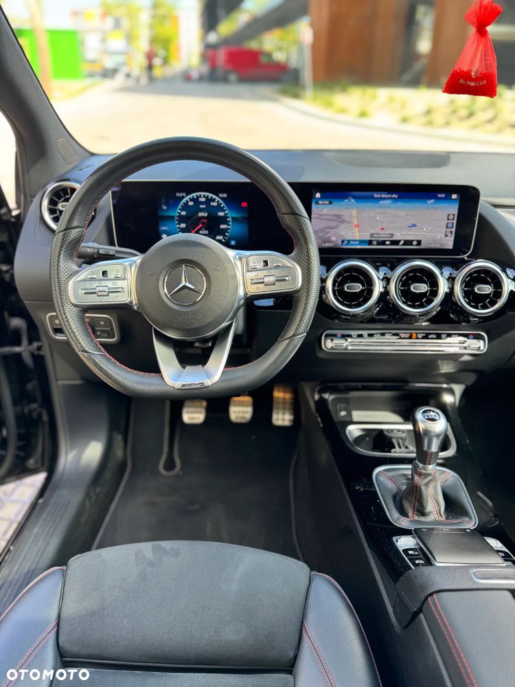 Mercedes-Benz Klasa B 180 AMG Line - 12