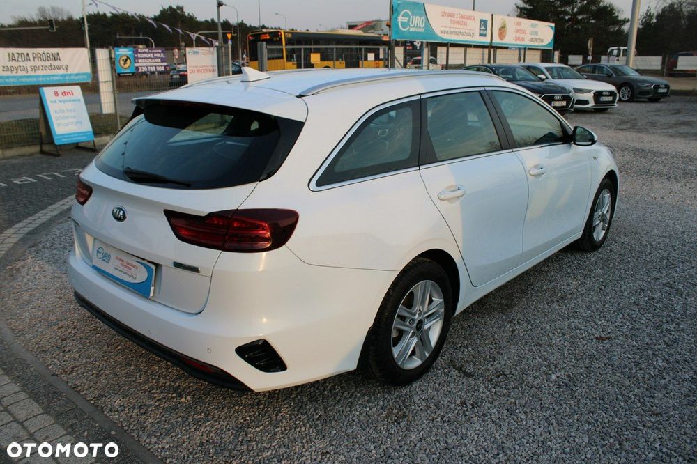 Kia Ceed - 6