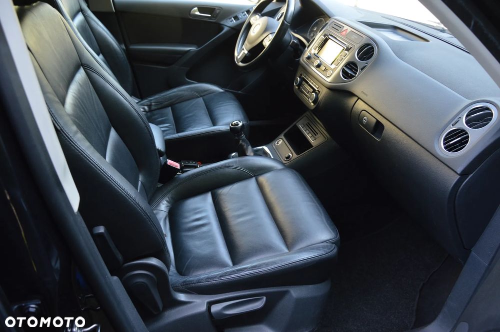 Volkswagen Tiguan - 8